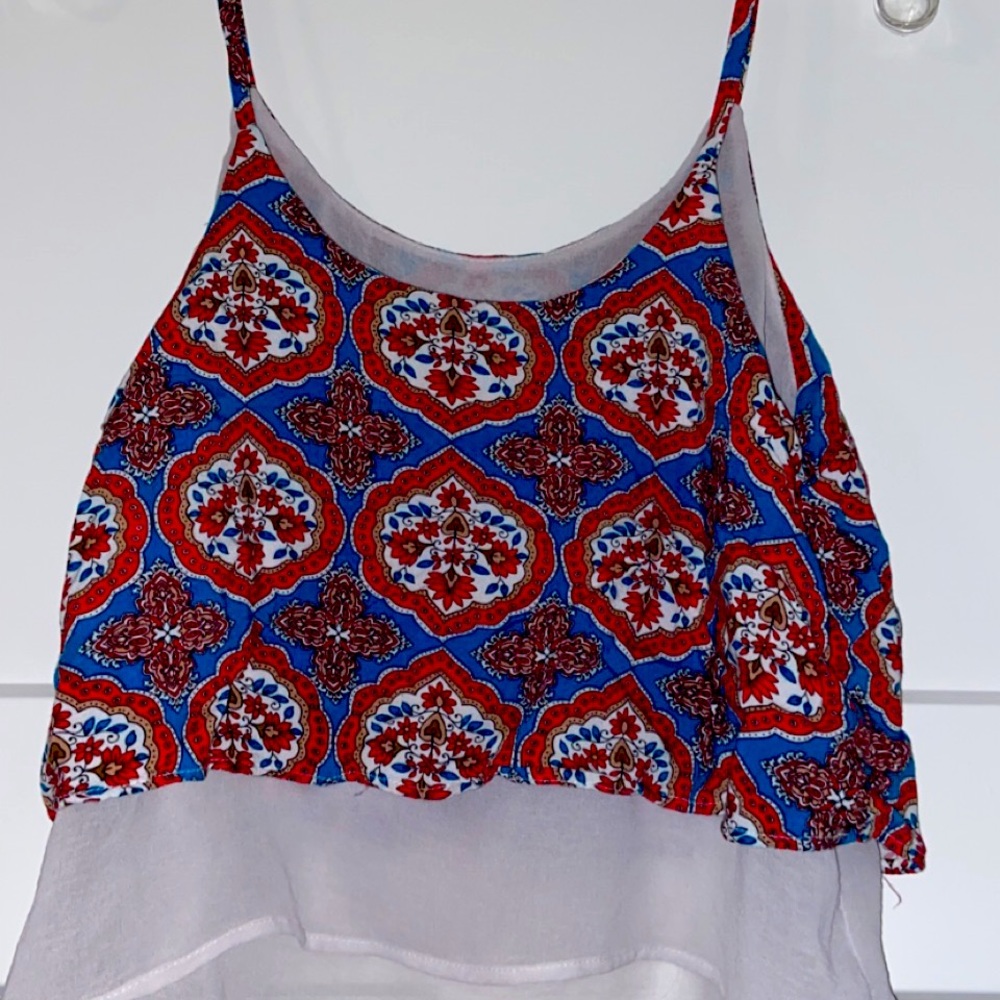 Crop top - Picture 2 of 2